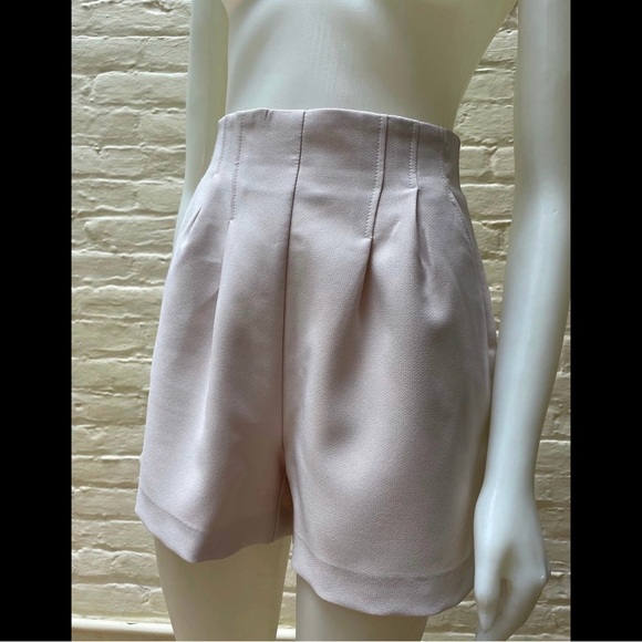 NWOT LOVE REPUBLIC Beige Nude High Waist Tailored Shorts 4 6 S - Picture 1 of 7
